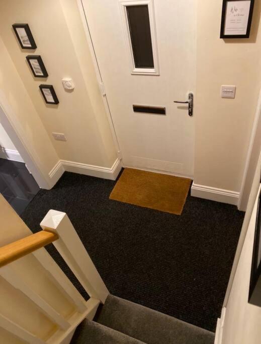 No25-Luxe Living Guest House- 2 Bed-Wifi-Free Parking-City- Beach Swansea Exterior foto